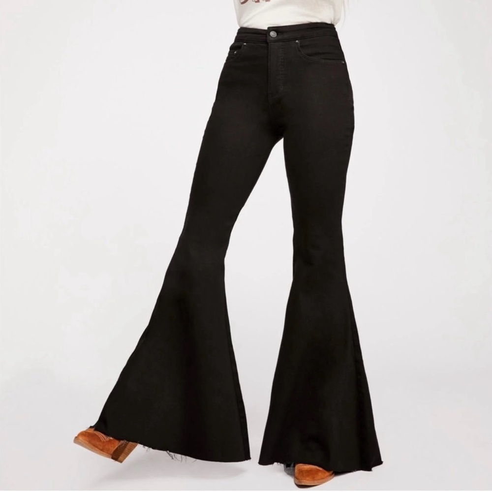 Free People black bell bottoms. Worn a few and has been washed, great condition.